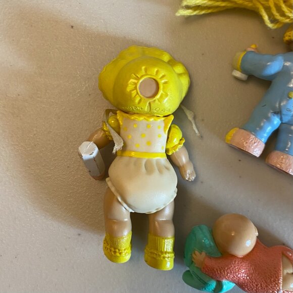 Lot of 5 VTG Cabbage Patch Kids Figures 1980s Toys Minis PVC Girl PJs Baby Horse - Picture 8 of 15